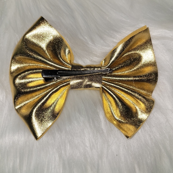 Gold metallic bow - Picture 2 of 3